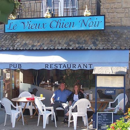 Le Vieux Chien Noir Évran Exterior foto