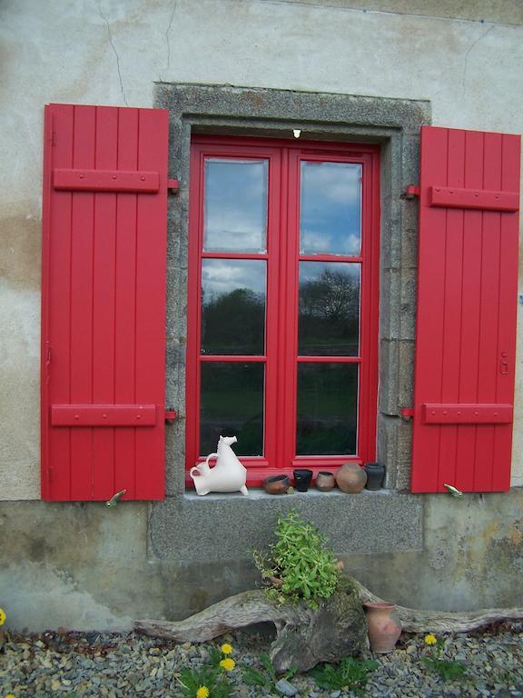 Le Vieux Chien Noir Évran Exterior foto